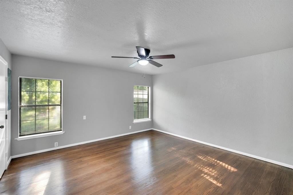 772 Fernwood St - Photo 5 of 14