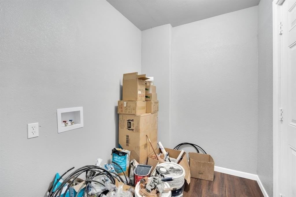 772 Fernwood St - Photo 6 of 14