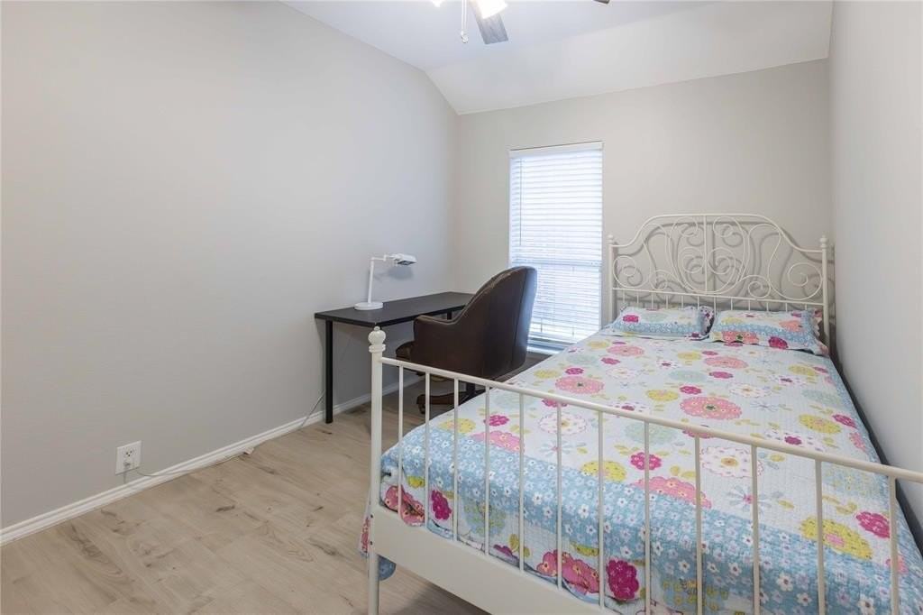 2405 Pinehurst Ct - Photo 7 of 39