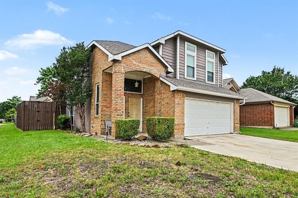6940 Cheswick Dr - Photo 3 of 25