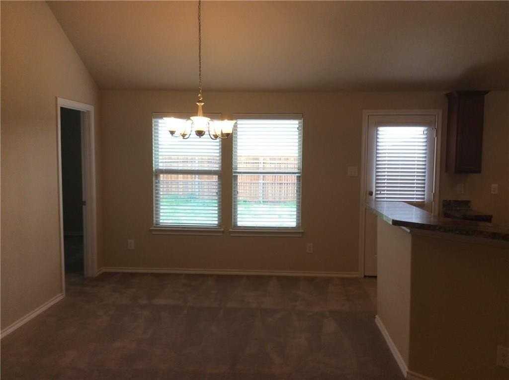 2824 Stonewall Ln - Photo 5 of 14