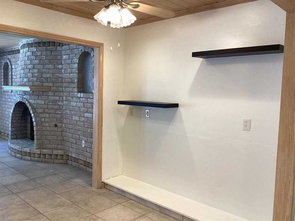 4909 Boulder Lake Rd - Photo 7 of 38
