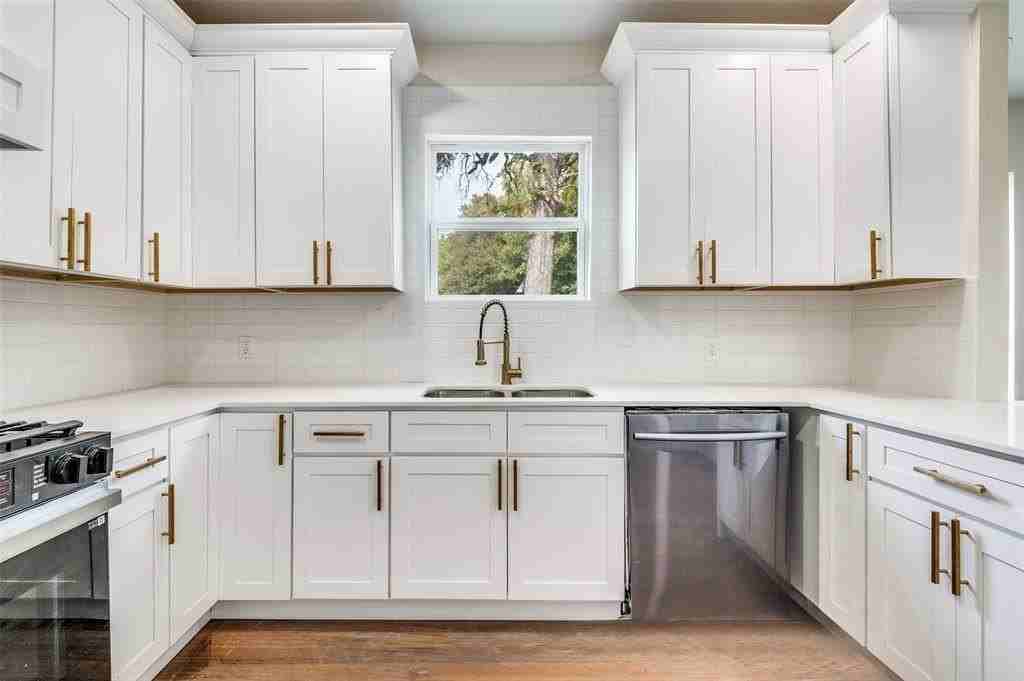 522 Griffith Ave - Photo 7 of 18