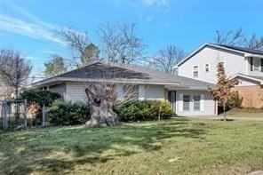 331 Merribrook Trl - Photo 2 of 32