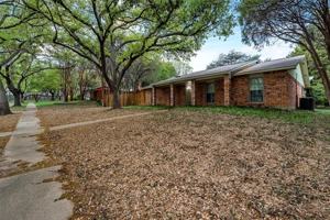 featured image of 3940 Dalgreen Cir