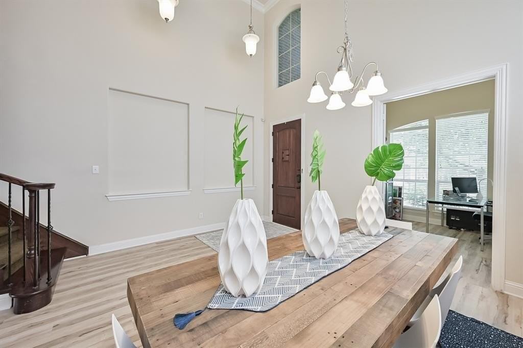 8321 Inverness - Photo 5 of 39