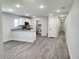 featured image of 608 E 3rd St