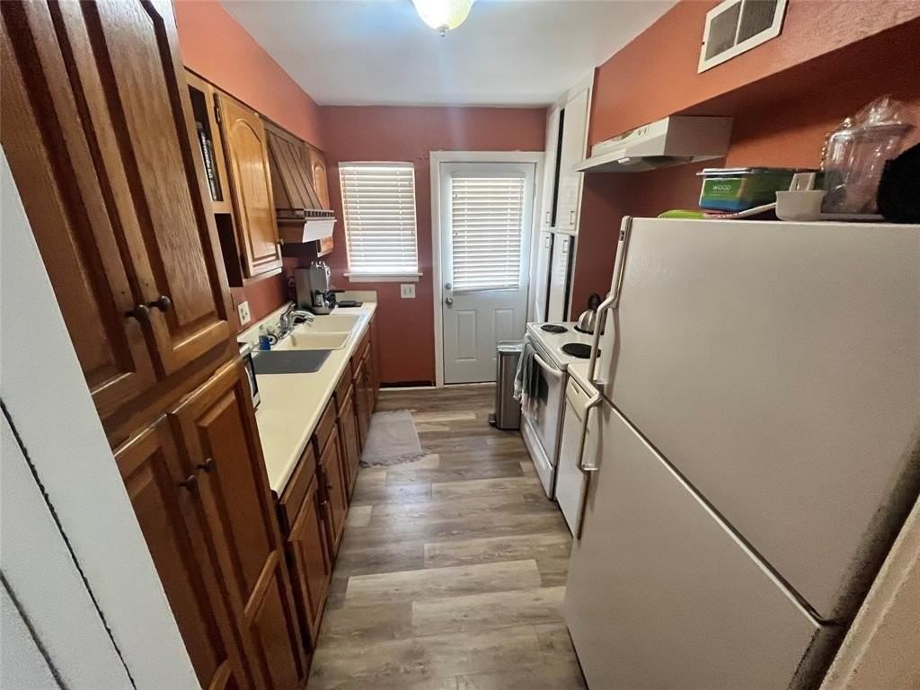 414 Marietta St - Photo 6 of 15