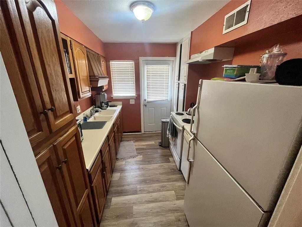414 Marietta St - Photo 7 of 15