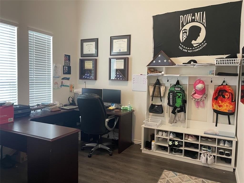 564 Declaration Way - Photo 3 of 22