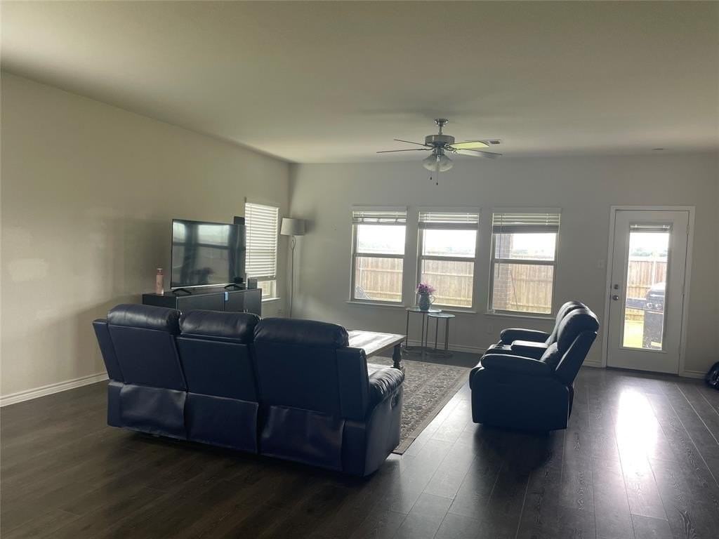 564 Declaration Way - Photo 6 of 22