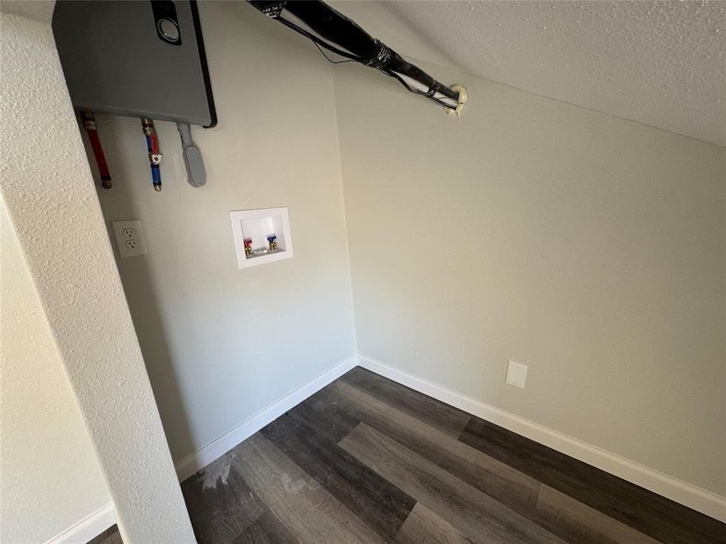 2402 S 20th St - Photo 7 of 12
