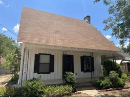 featured image of 361 College Dr