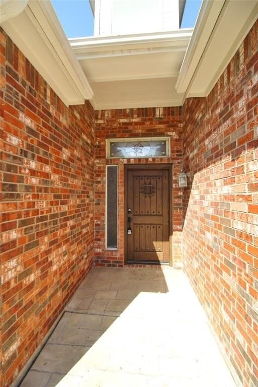1803 Masters Dr - Photo 2 of 31
