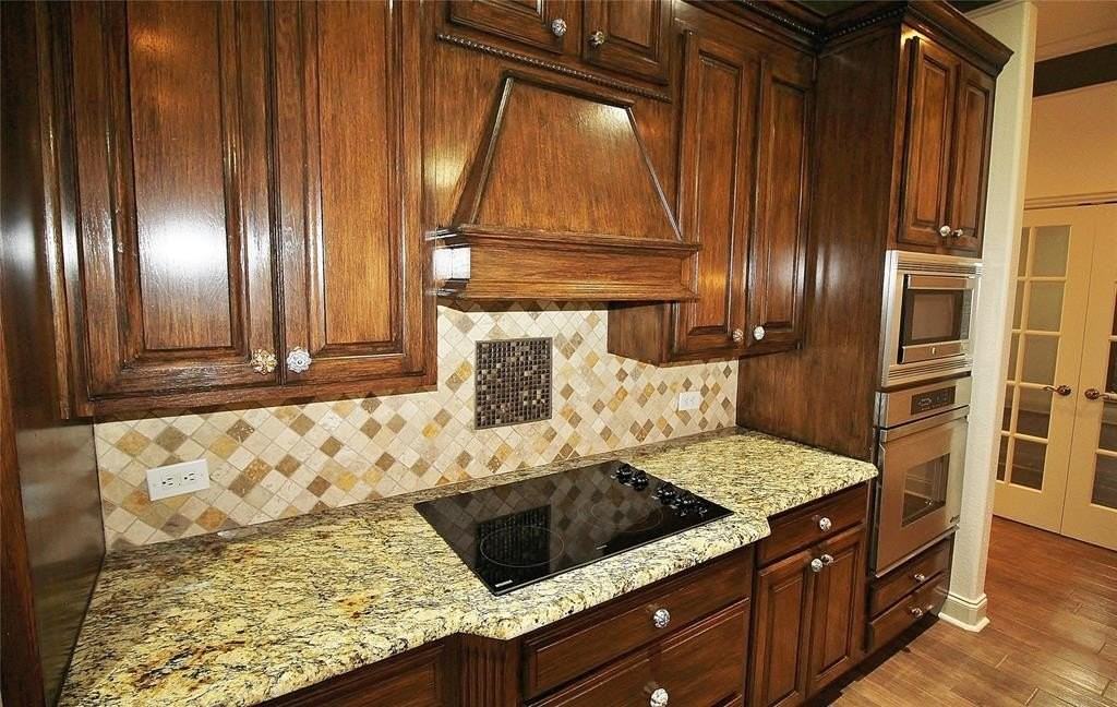 1803 Masters Dr - Photo 7 of 31