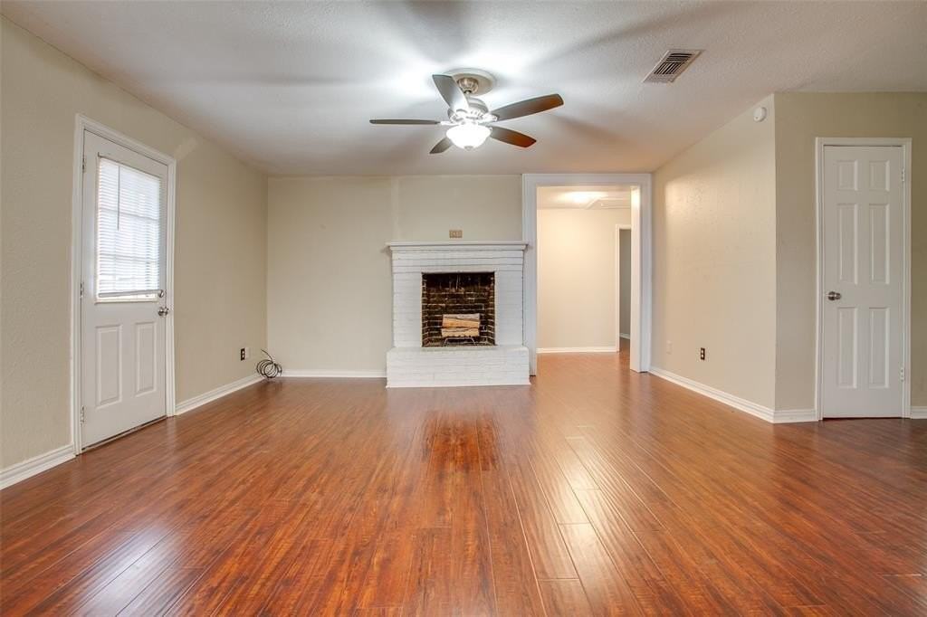 101 Teakwood Dr - Photo 6 of 26