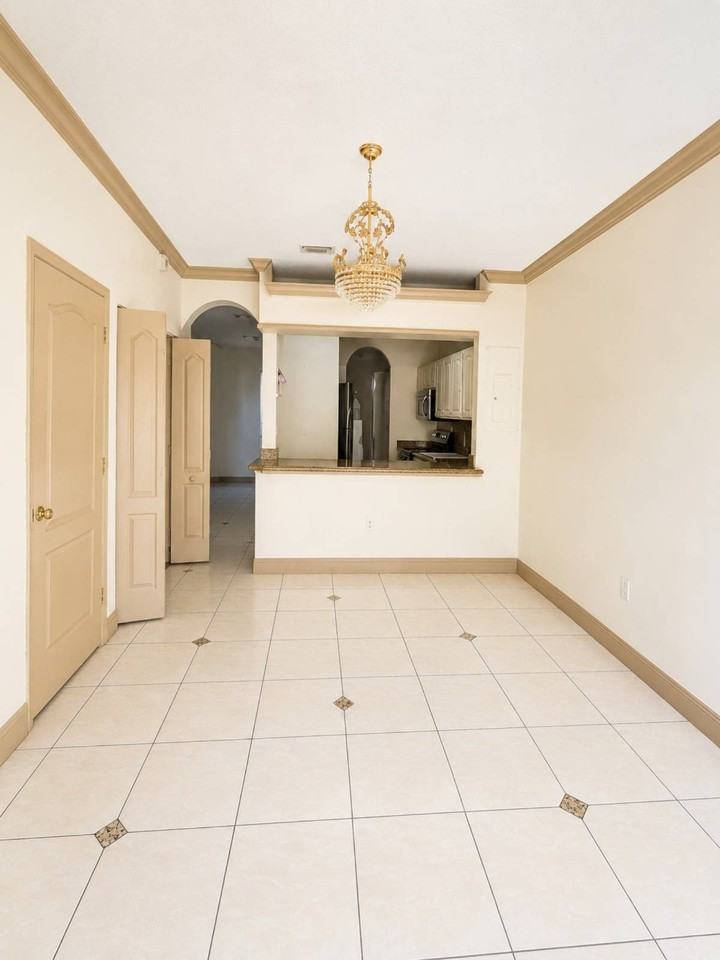 8356 Nw 10th St #6D - Photo 7 of 10