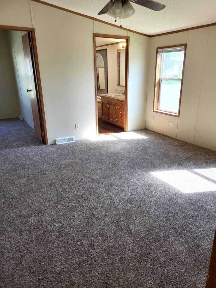 1856 Armstrong Blvd #29 - Photo 4 of 13