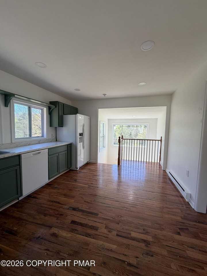108 Spruce Ln #108 - Photo 3 of 12