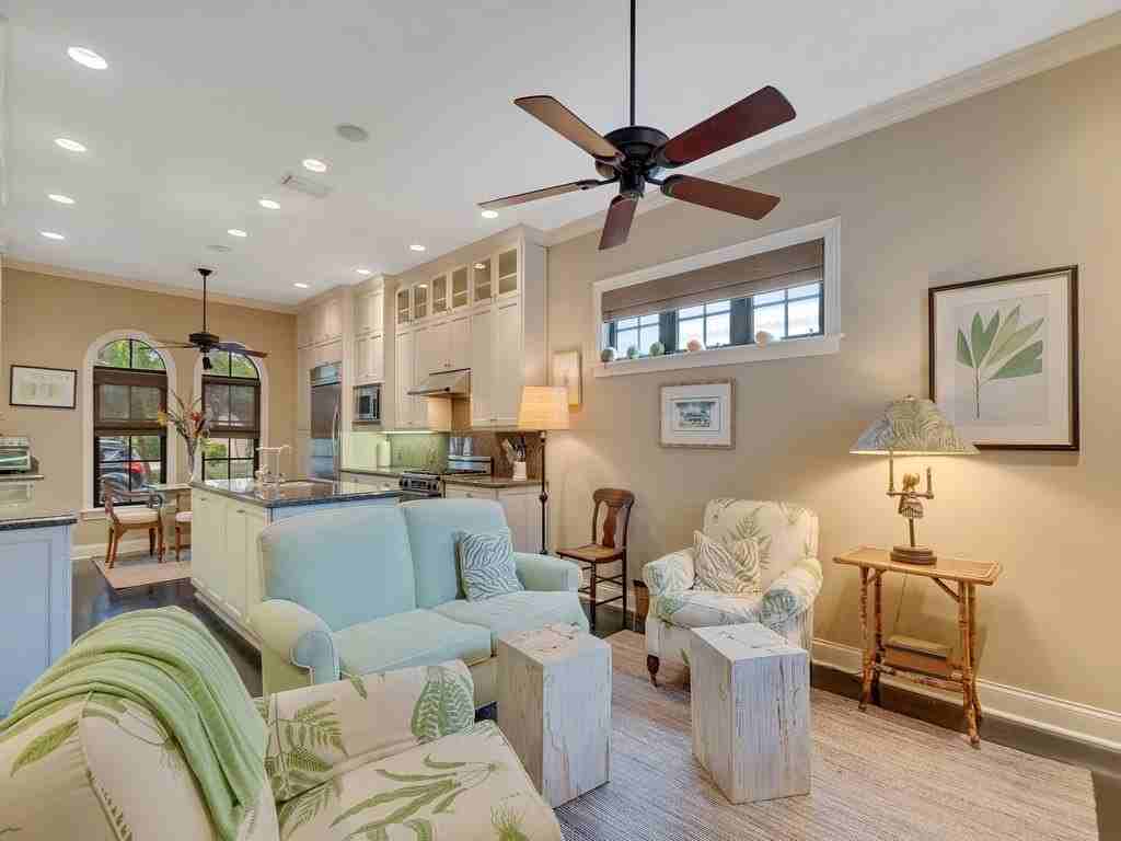 2646 Cardinal Dr - Photo 5 of 36