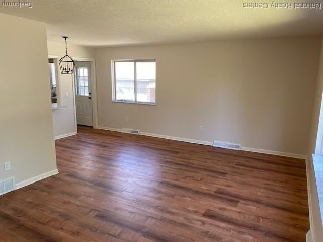 903 Roselawn Dr - Photo 5 of 12