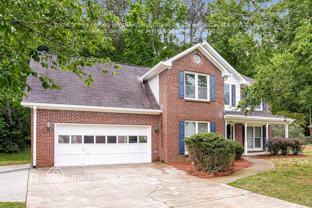 208 Ivy Creek Dr - Photo 1 of 1