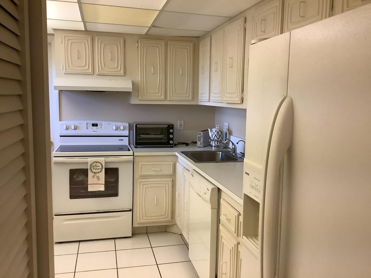 6461 Nw 2nd Ave #501 - Photo 4 of 18