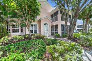 featured image of 391 Ne Plantation Rd #215