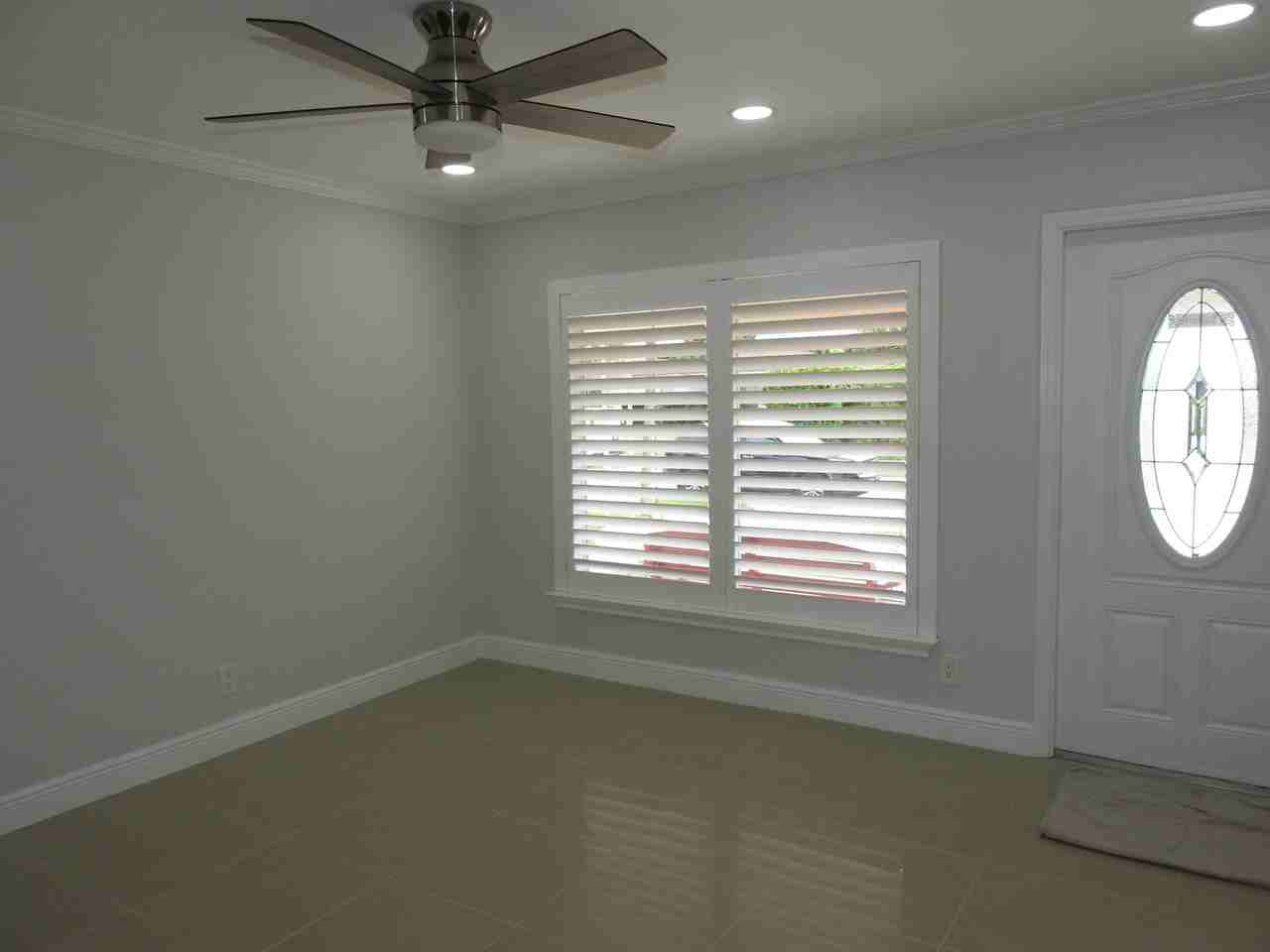 5200 Ne 3rd Ter - Photo 5 of 28