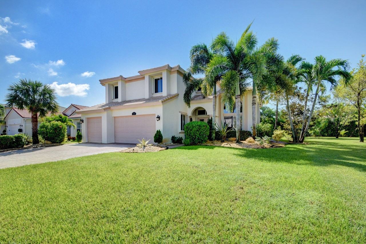11246 Maritime Ct - Photo 4 of 50