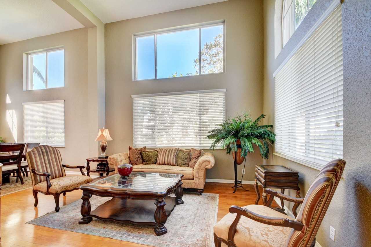 11246 Maritime Ct - Photo 7 of 50