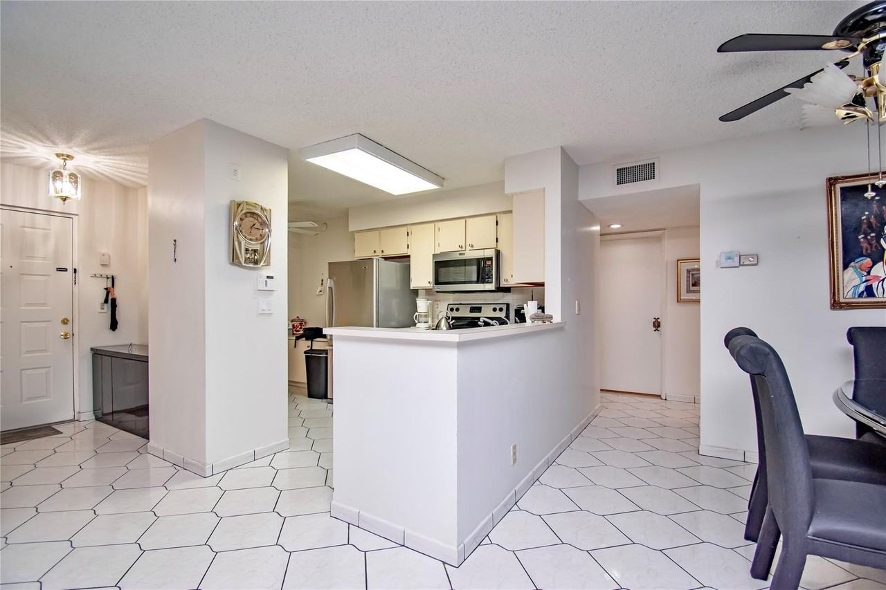 14895 Builtmore Way - Photo 7 of 15