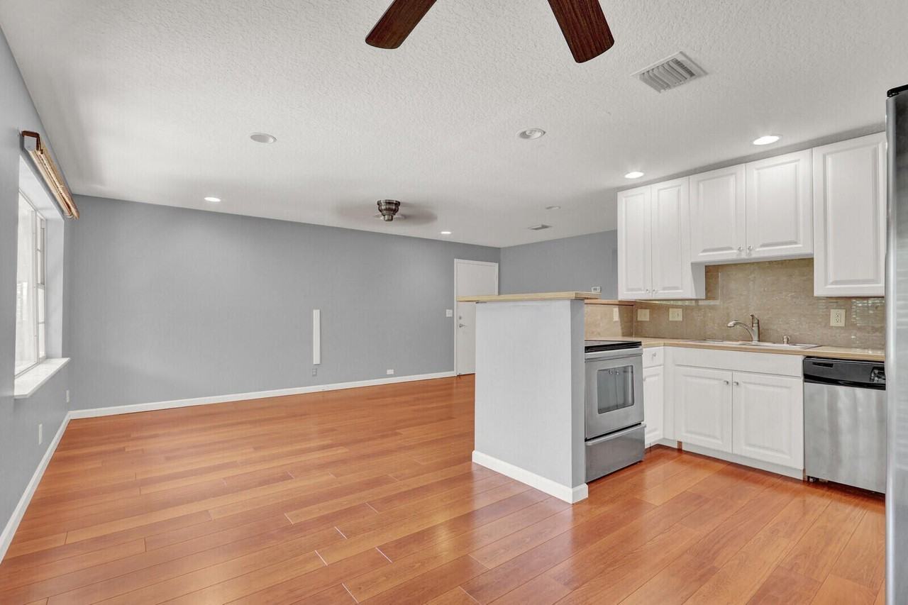 312 Southwind Dr #207 - Photo 6 of 23