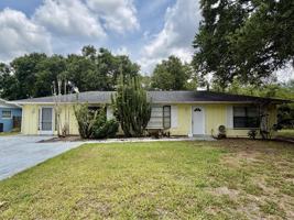 featured image of 7902 Banyan St