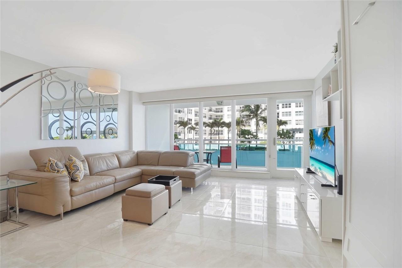 3430 Galt Ocean Dr #304 - Photo 3 of 50