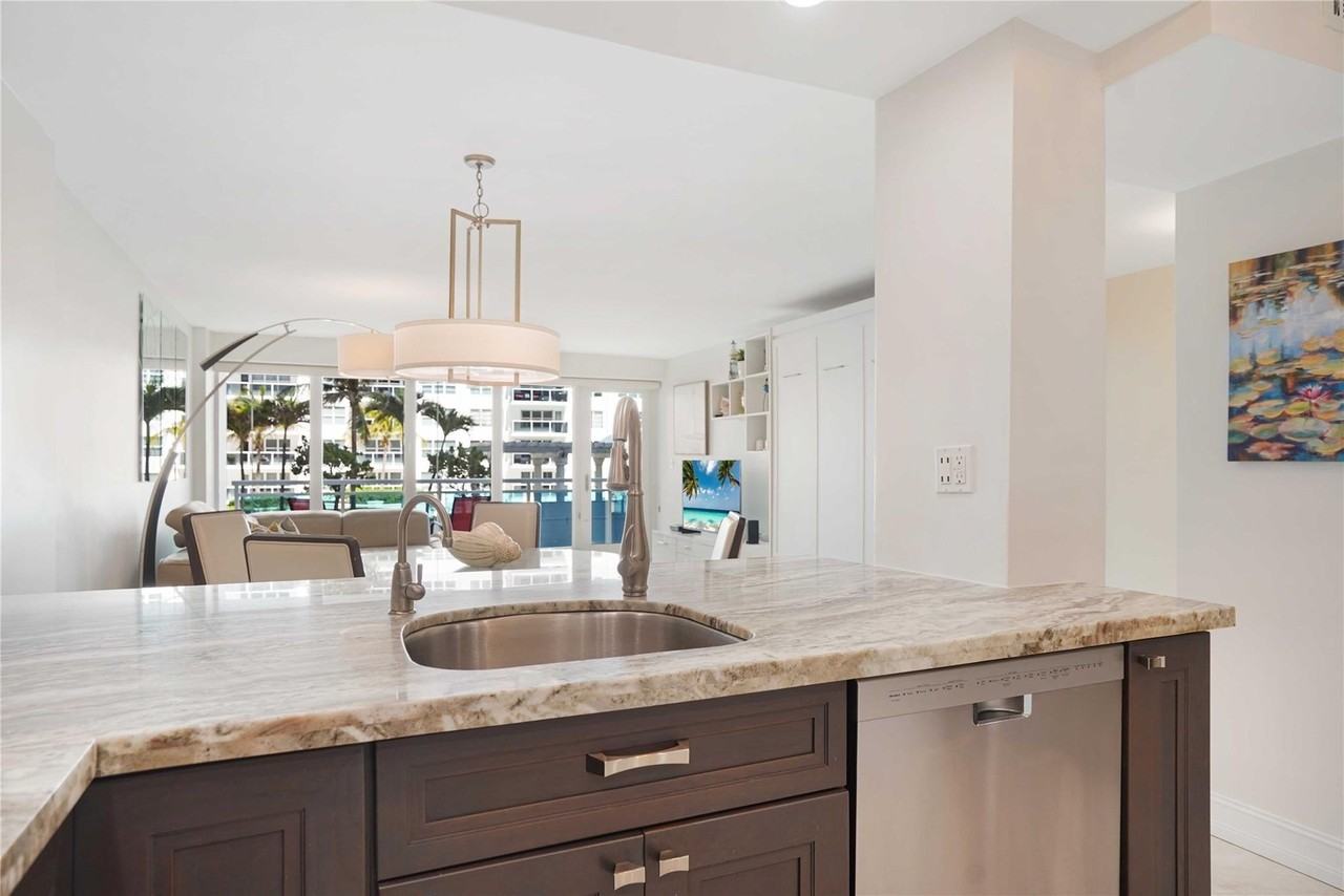 3430 Galt Ocean Dr #304 - Photo 7 of 50