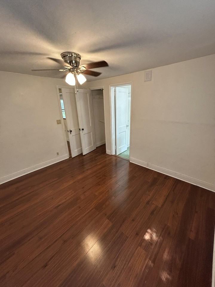 710 Se 16th St #A - Photo 7 of 16