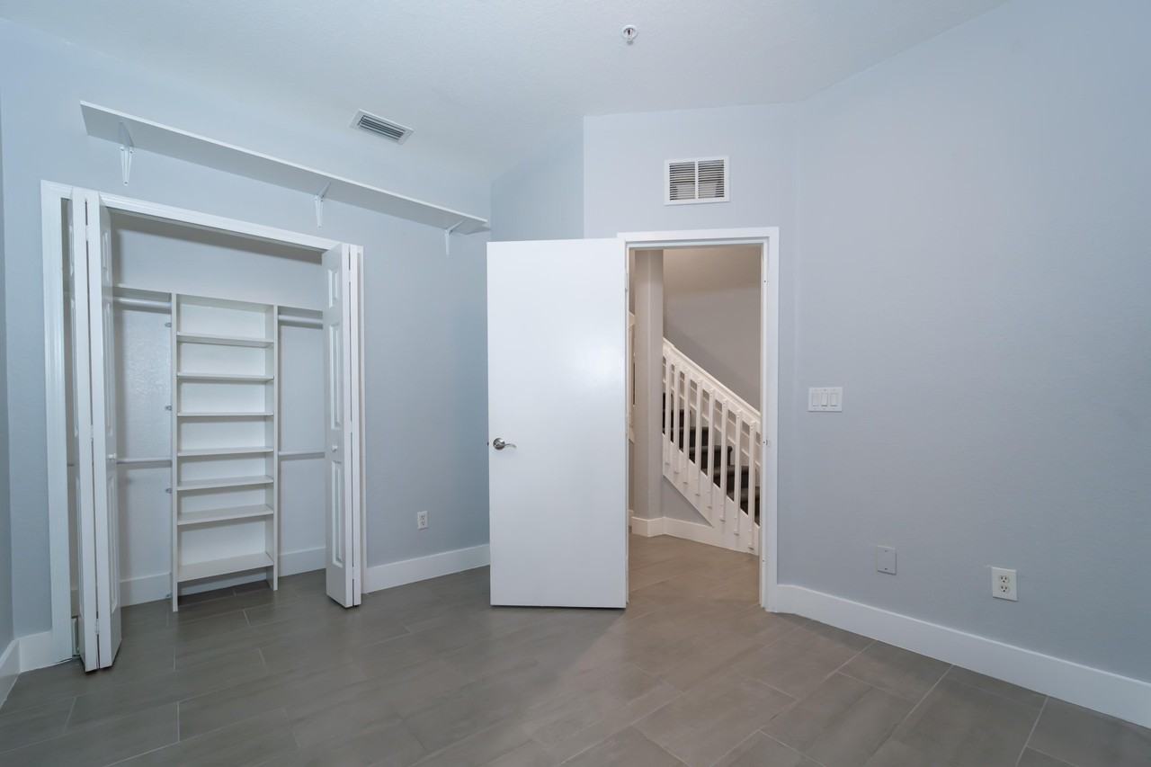 3515 Shoma Dr #3515 - Photo 3 of 20