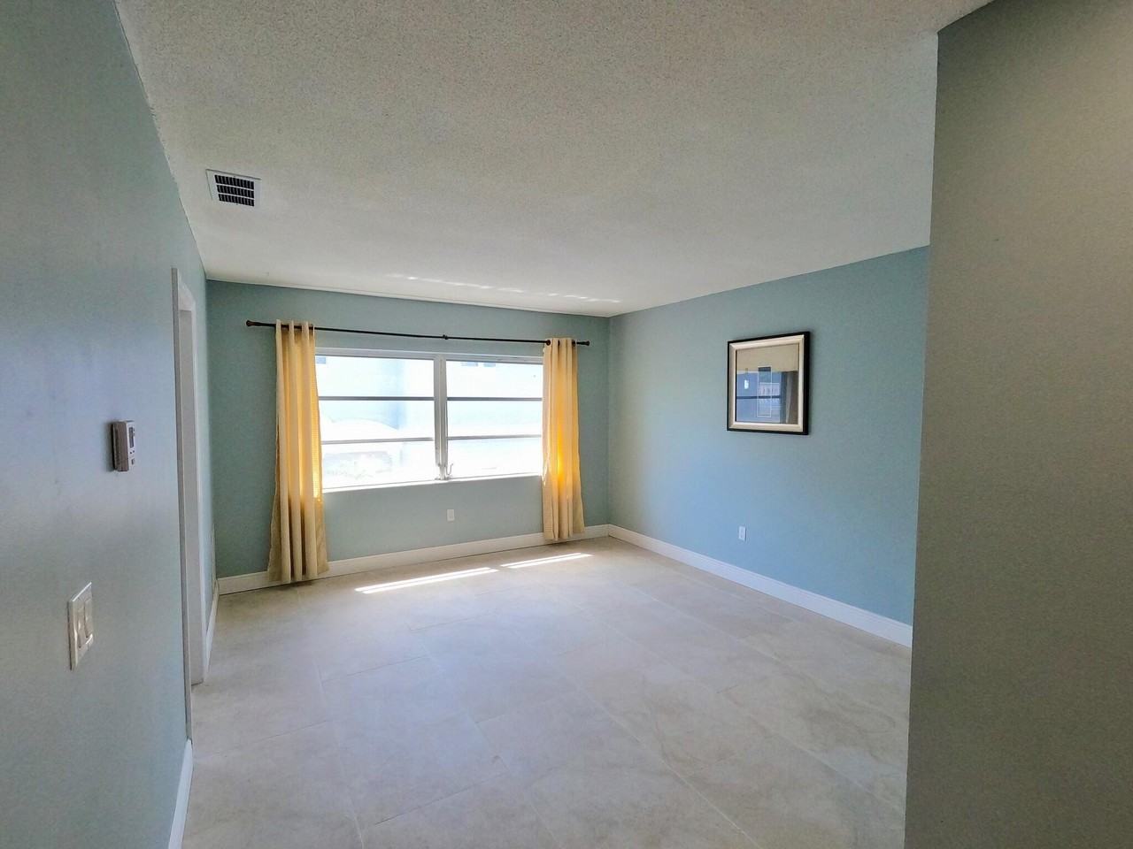 382 E Royal Palm Rd #0080 - Photo 2 of 8