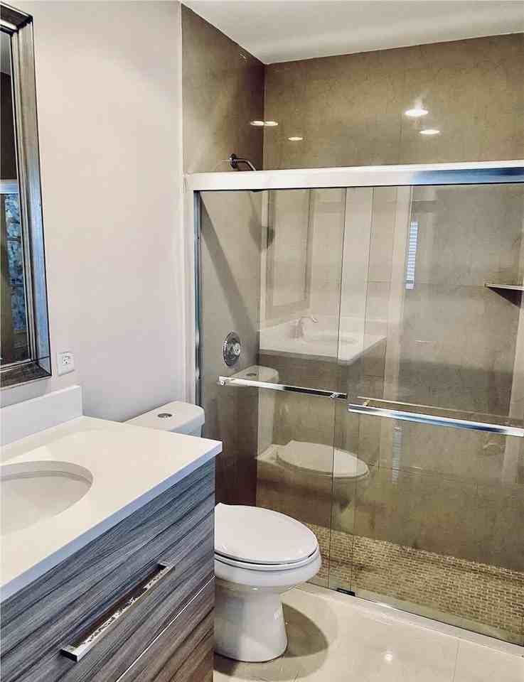 22592 Lombard Ave - Photo 7 of 12