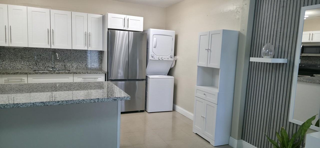 1203 Chateau Park Dr - Photo 3 of 18
