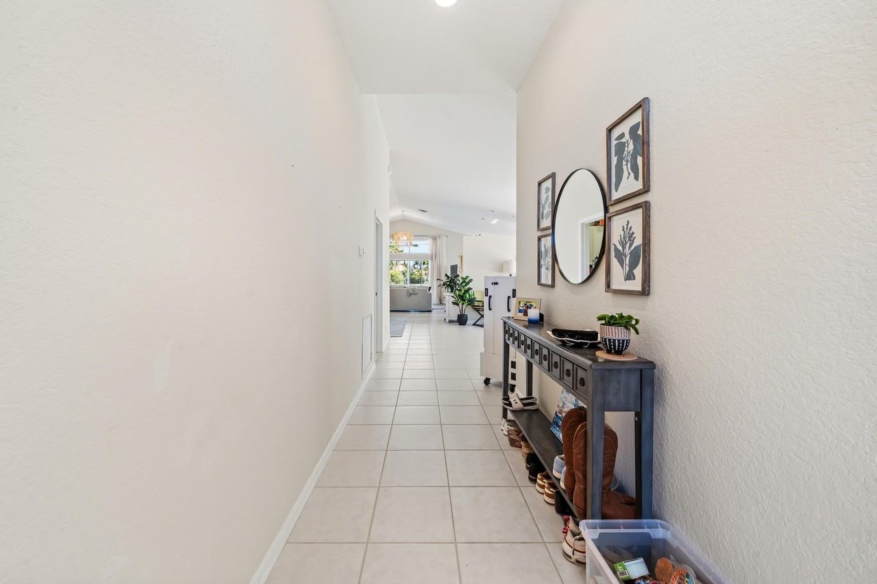 3817 Miramontes Cir - Photo 5 of 41