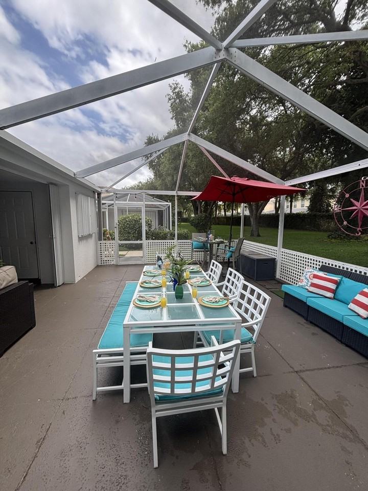 7104 Geminata Oak Ct - Photo 2 of 14
