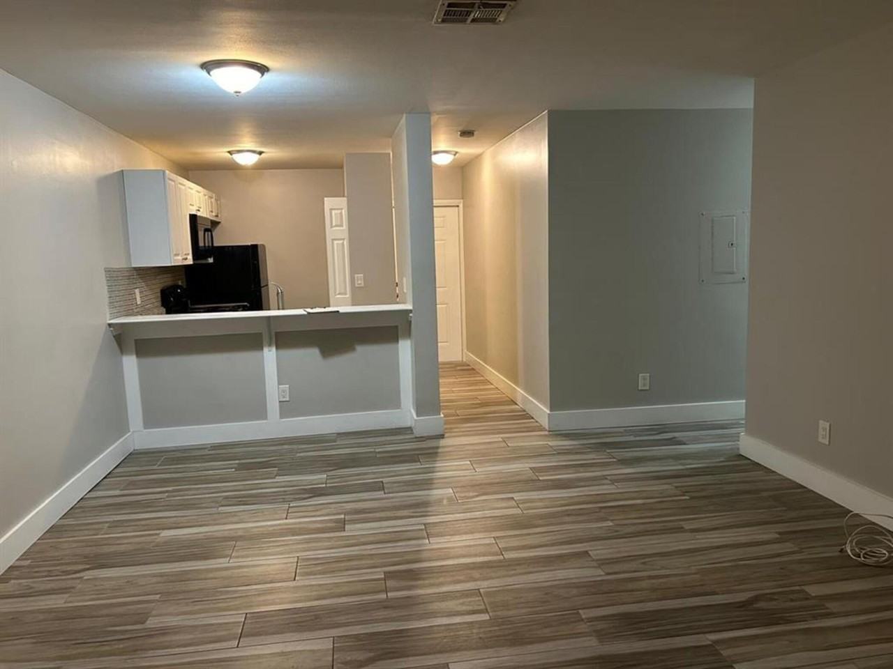 11627 Nw 35th Ct - Photo 5 of 23