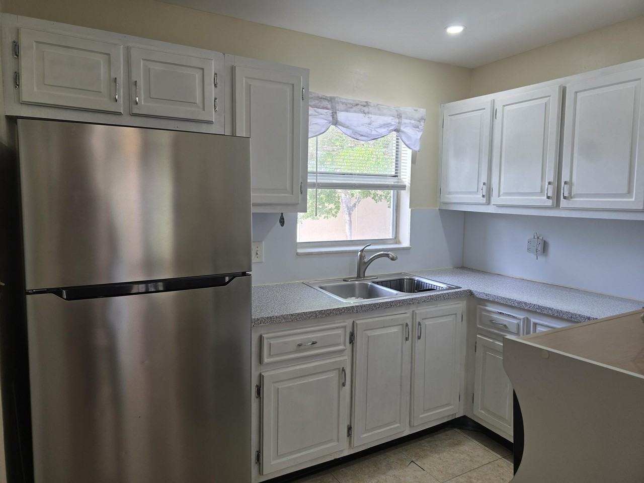 177 Lake Dora Dr - Photo 7 of 22