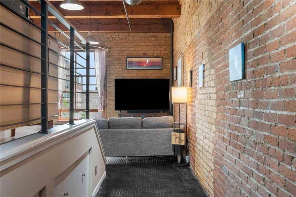 716 N 1st St #535 - Photo 2 of 27