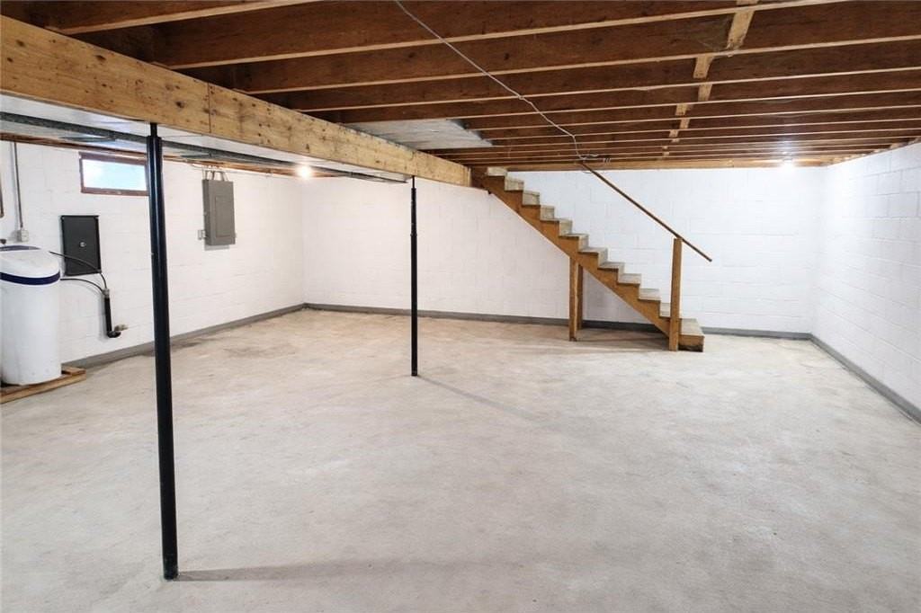 503 Garfield St N - Photo 7 of 8