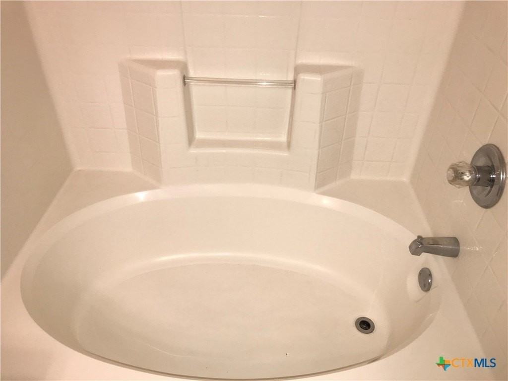 3209 Raven Dr #B - Photo 2 of 10