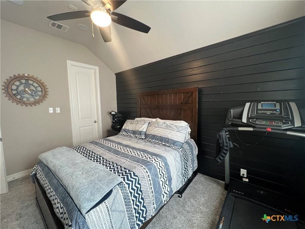 3213 Roan St - Photo 7 of 45