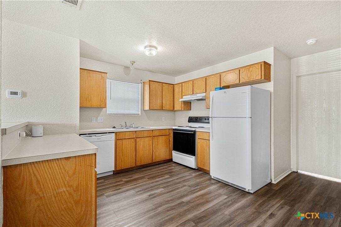 4102 Terri Linn Dr #A - Photo 4 of 13